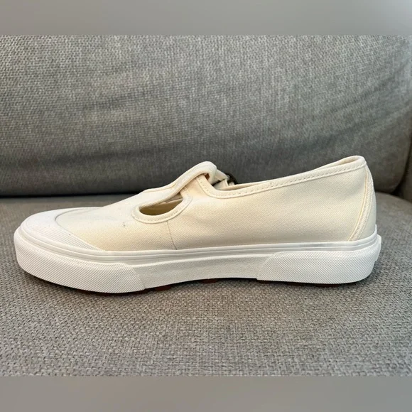 NWOB Vans Style 93 Mary Jane Cream Canvas Buckle Slip-On Sneakers Size 7.5 - Picture 7 of 12
